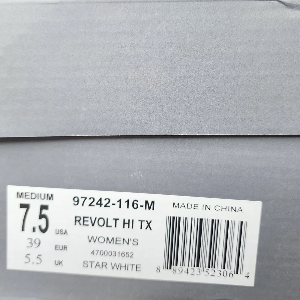 Palladium SIZE 7.5 White and Black REVOLT Platform Sneakers, New I…